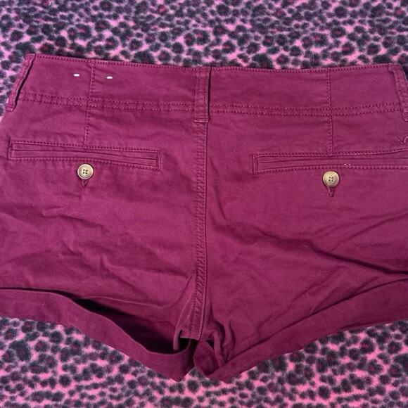 American Eagle Low Rise Shortie Trouser Shorts - Picture 5 of 5